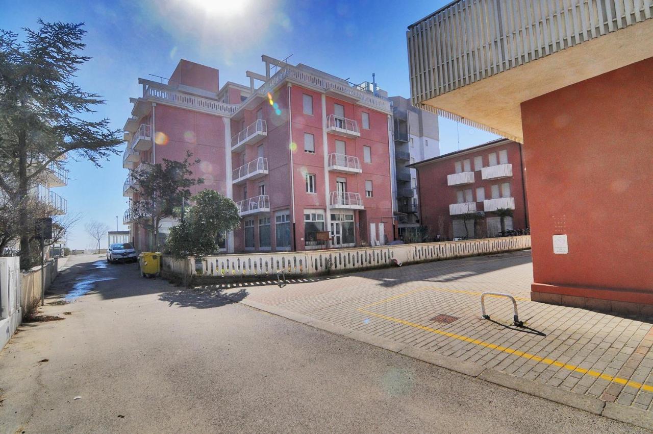 Milan Apartamento Caorle Exterior foto